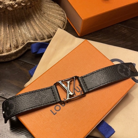 Louis Vuitton Other - 💯% Authentic Louis Vuitton Bracelet ✨